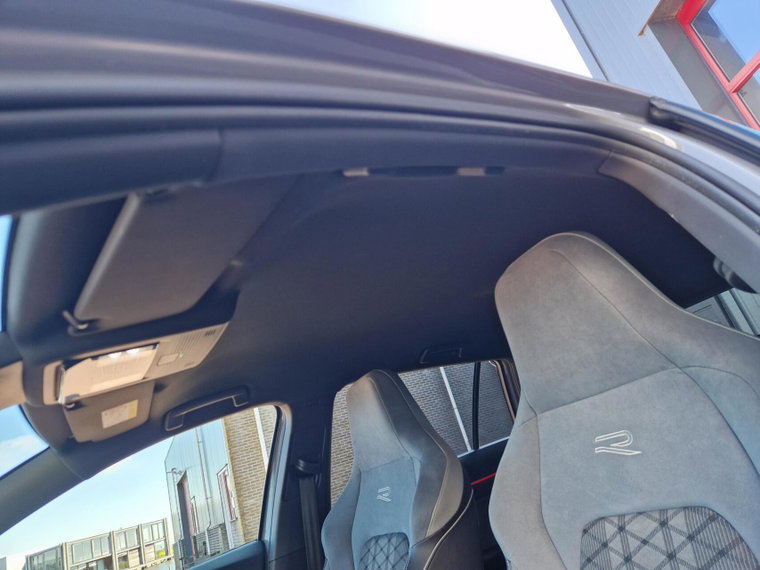 Vehicle Image 48