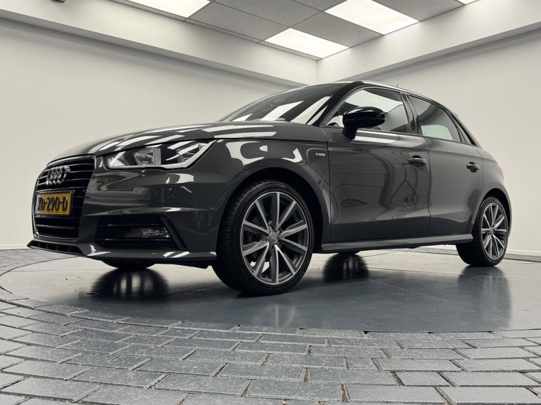 Vehicle Image 18