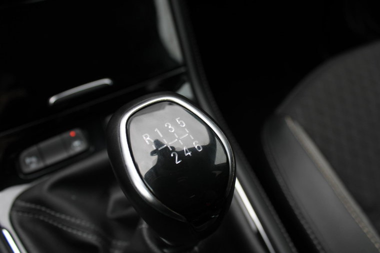 Vehicle Image 36