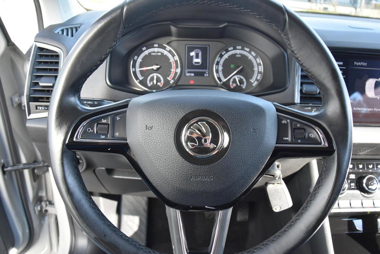 Vehicle Image 21