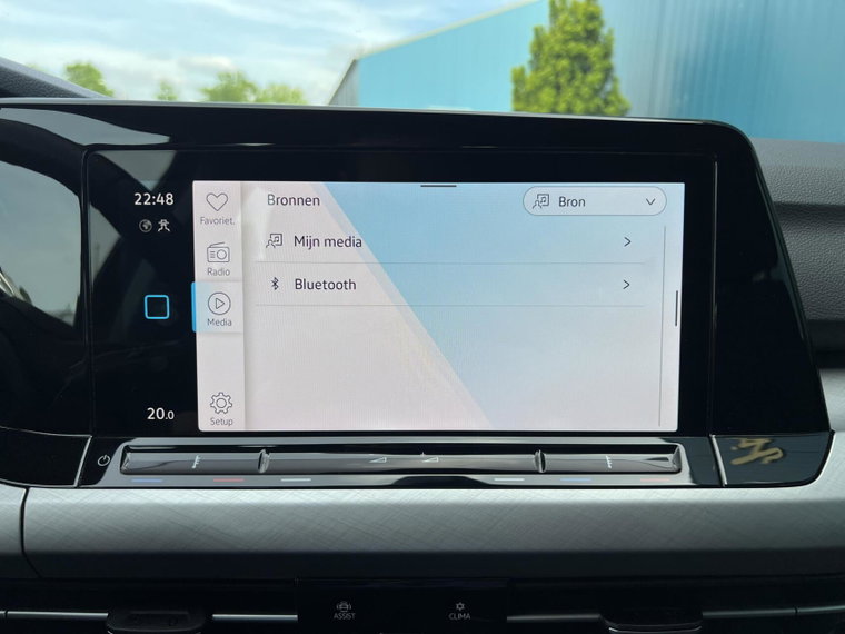 Vehicle Image 35