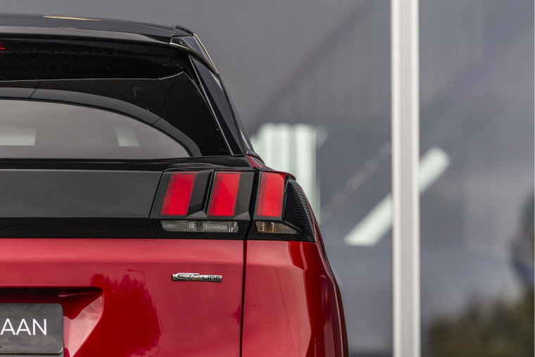 Vehicle Image 38