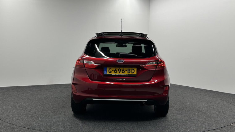 Vehicle Image 16