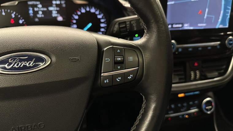 Vehicle Image 29