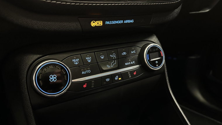 Vehicle Image 45