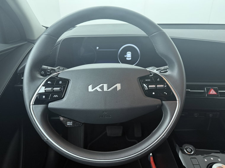 Vehicle Image 38