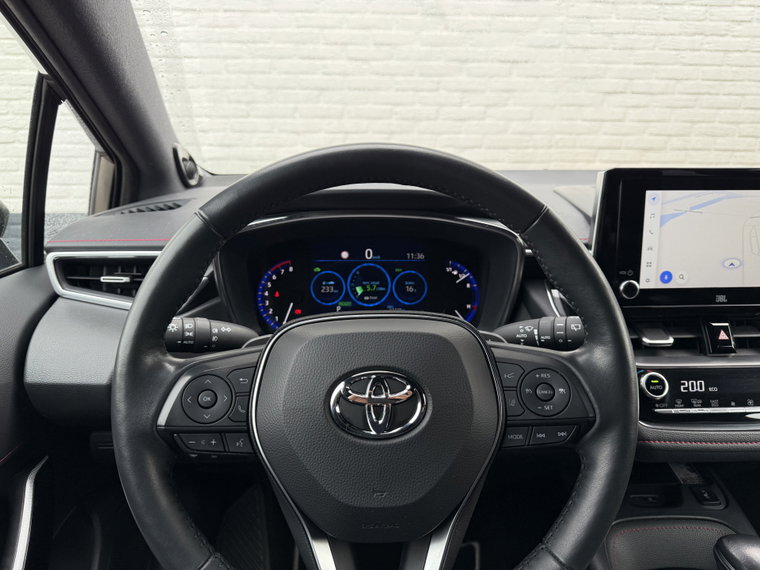 Vehicle Image 15