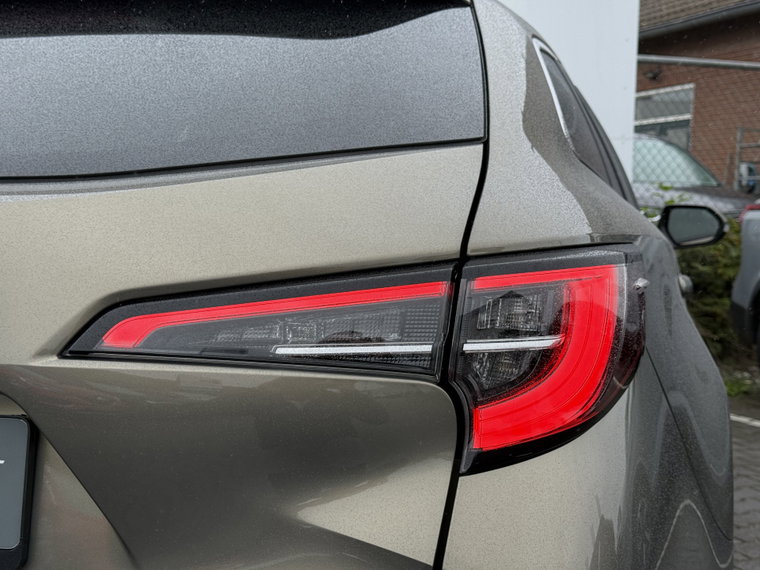Vehicle Image 36