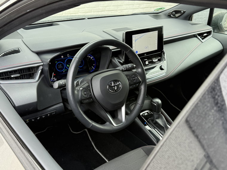 Vehicle Image 10