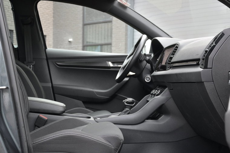 Vehicle Image 11