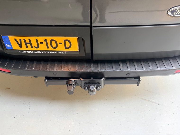 Vehicle Image 35