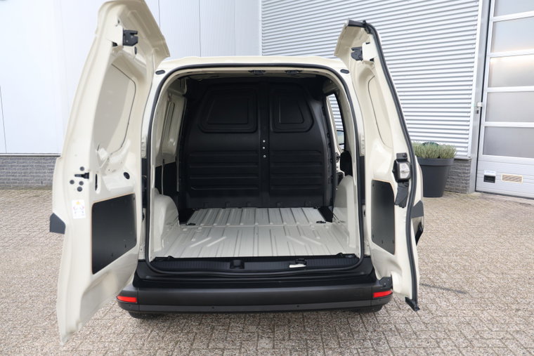 Vehicle Image 24
