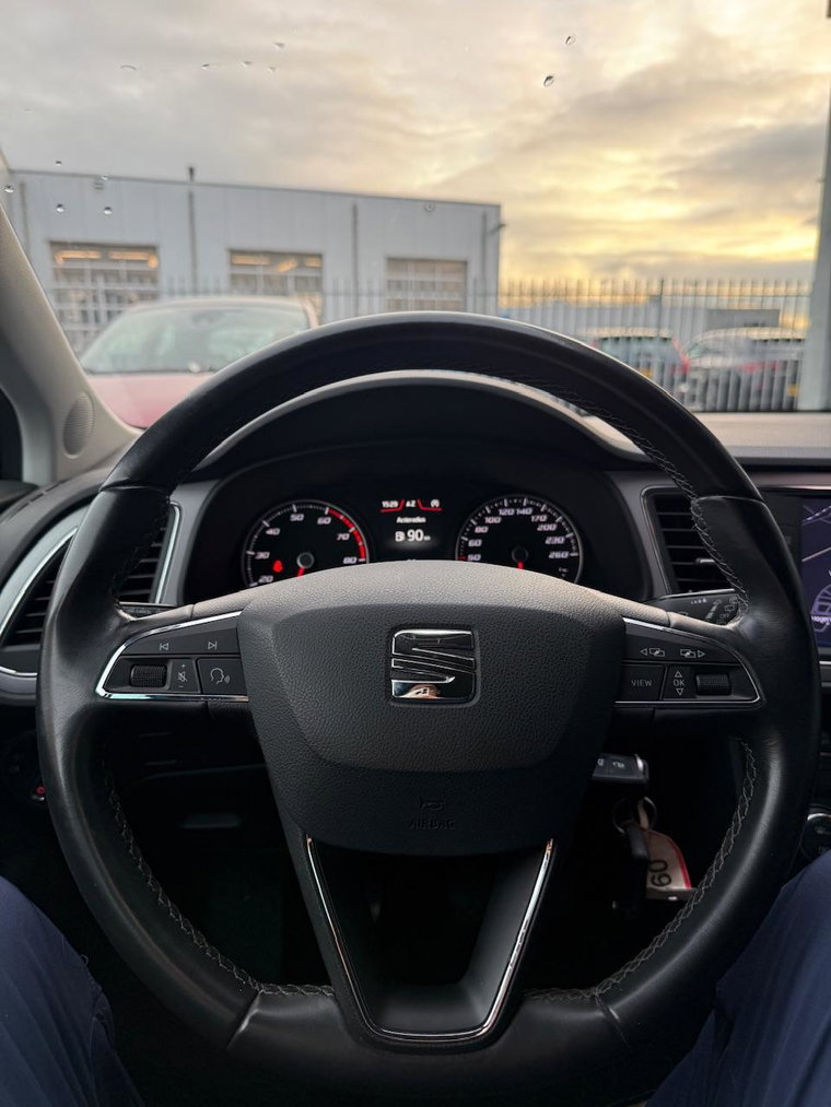 Vehicle Image 33