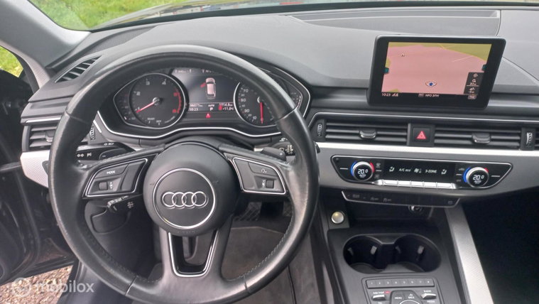 Vehicle Image 19
