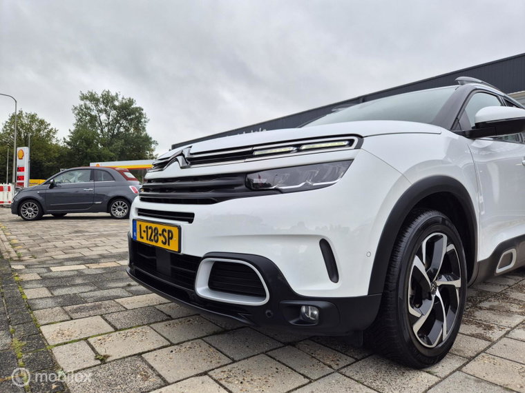 Vehicle Image 27