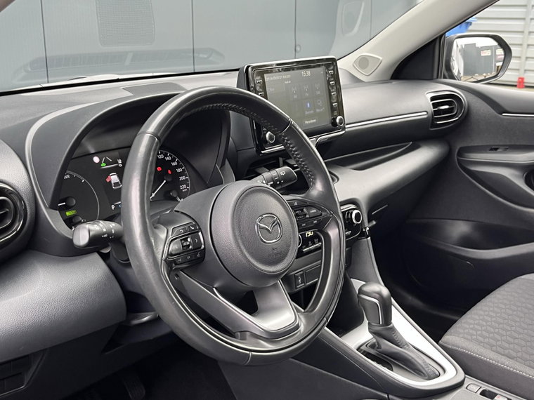 Vehicle Image 16