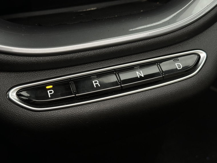 Vehicle Image 26