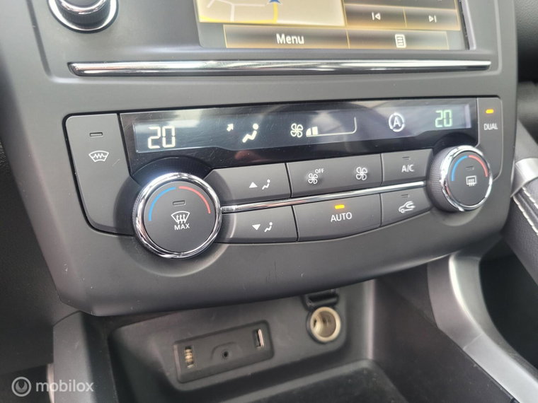 Vehicle Image 26