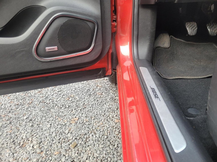 Vehicle Image 35