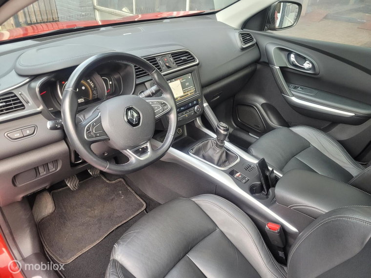 Vehicle Image 38