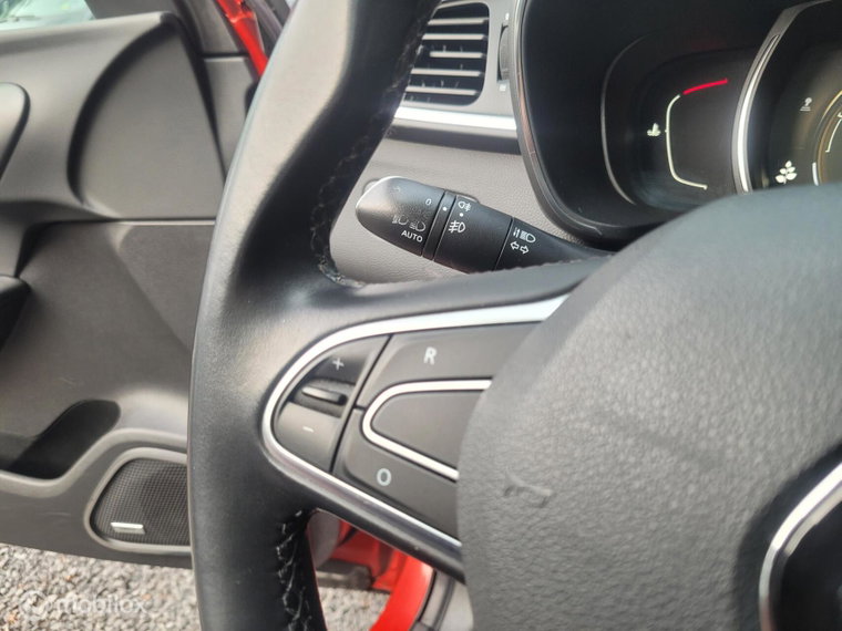 Vehicle Image 40