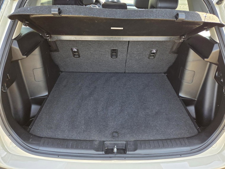 Vehicle Image 40