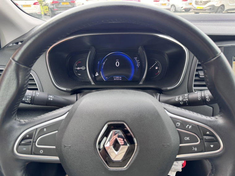 Vehicle Image 17
