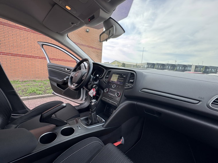 Vehicle Image 31