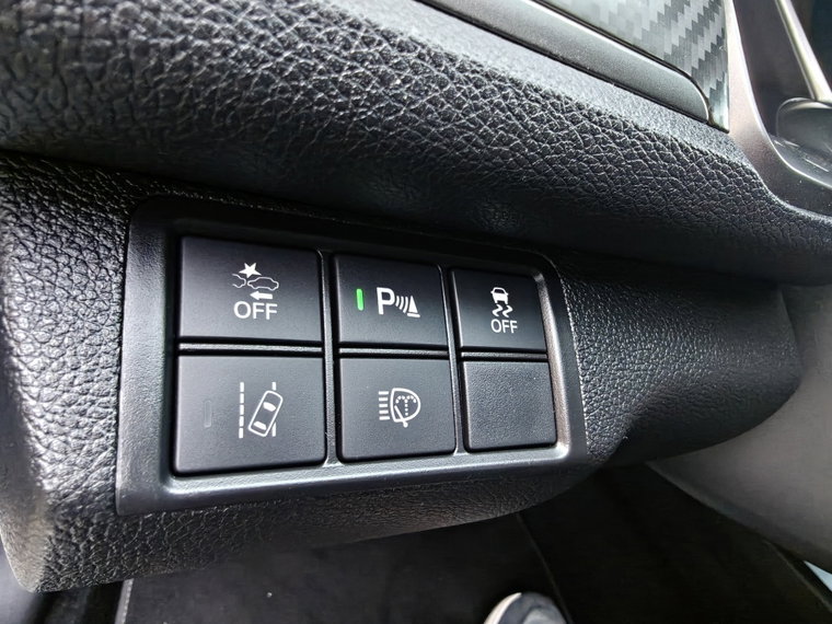 Vehicle Image 24