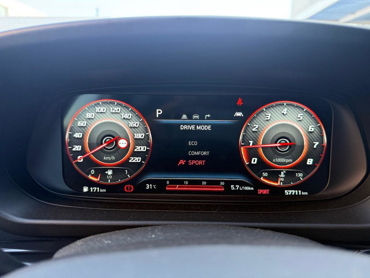 Vehicle Image 22