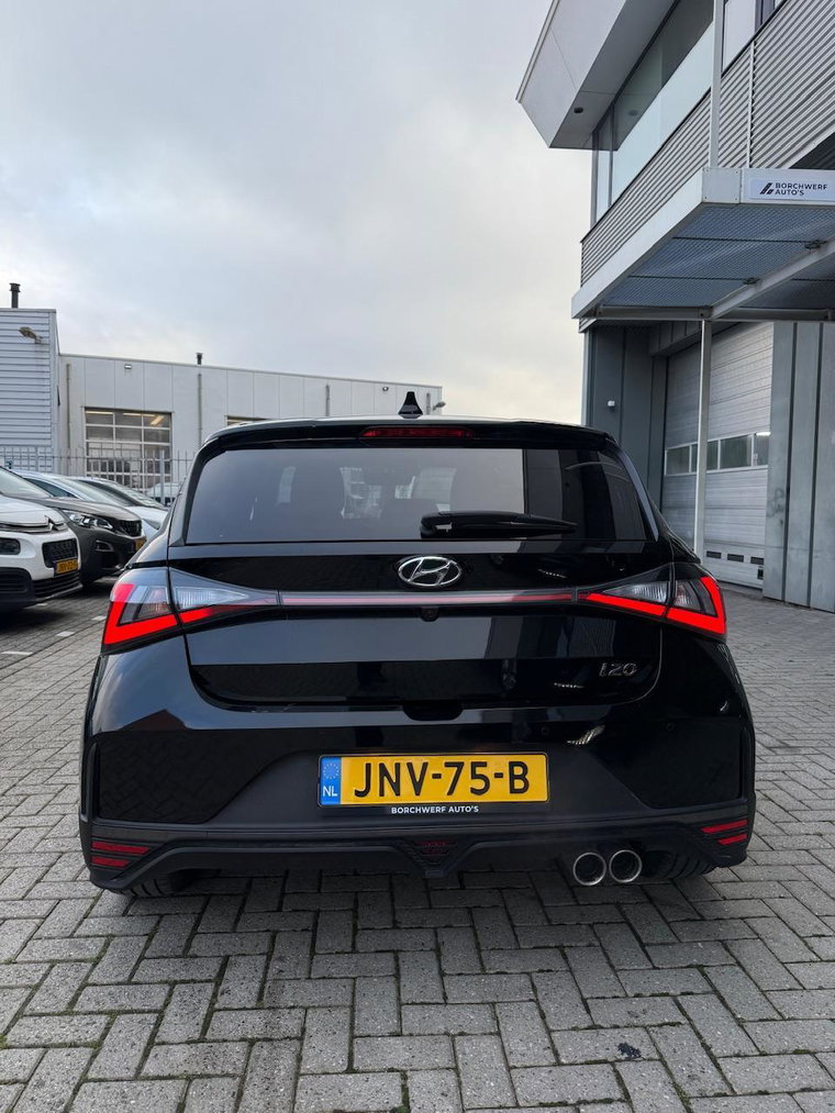 Vehicle Image 28