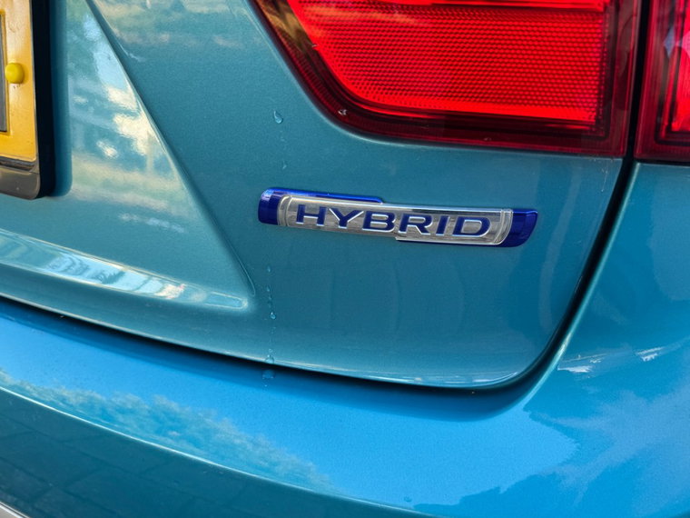 Vehicle Image 11