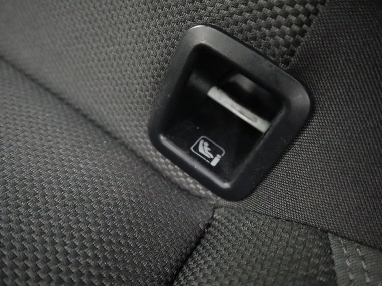 Vehicle Image 40