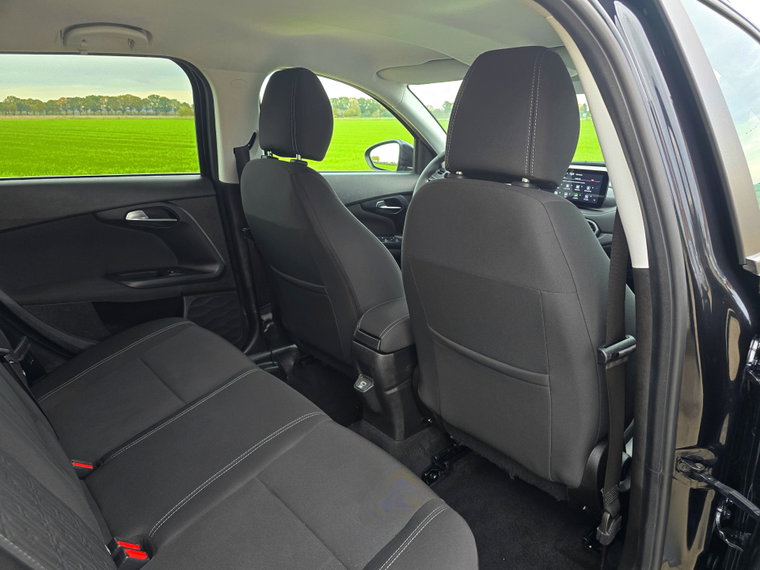 Vehicle Image 31