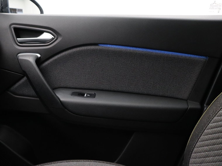 Vehicle Image 37