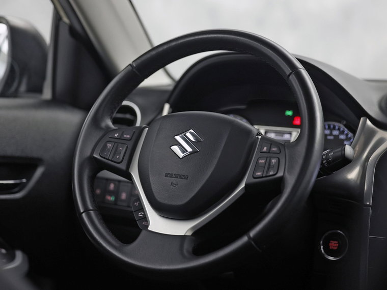 Vehicle Image 22