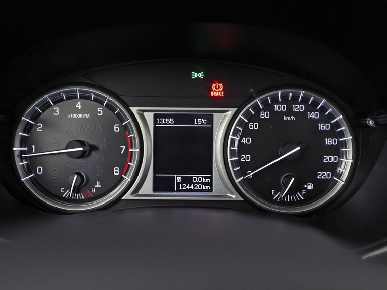 Vehicle Image 25