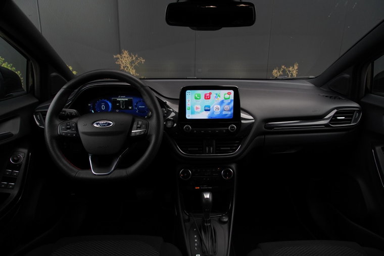 Vehicle Image 36