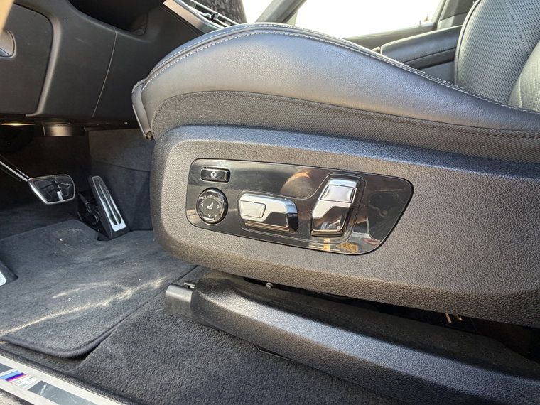 Vehicle Image 47