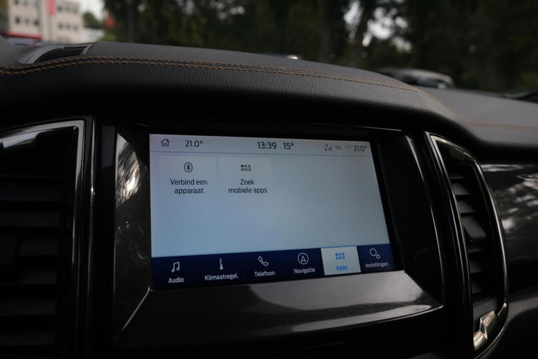 Vehicle Image 35