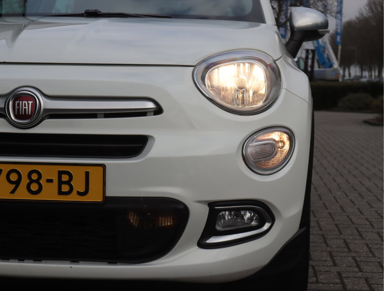 Vehicle Image 32