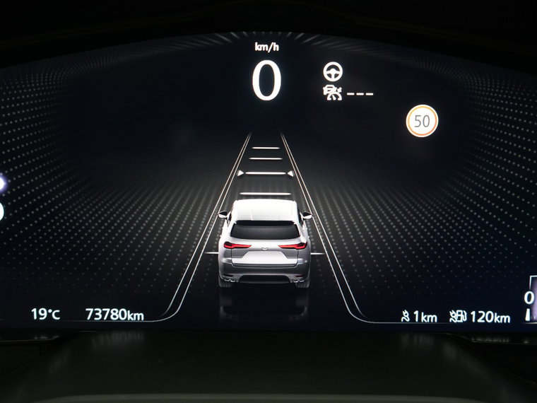 Vehicle Image 12