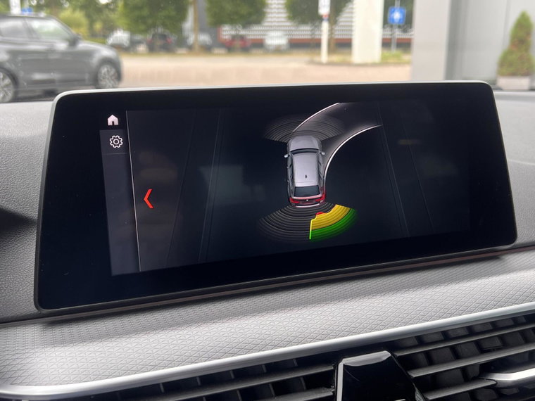 Vehicle Image 35