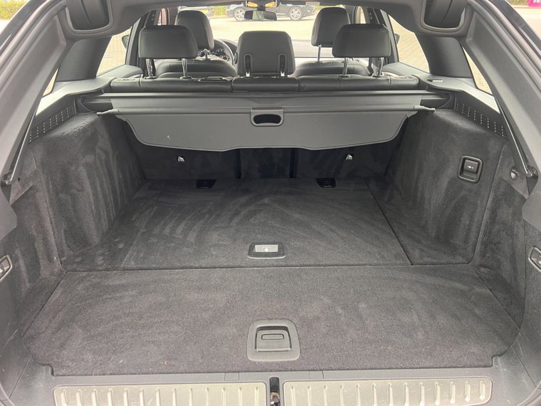 Vehicle Image 53