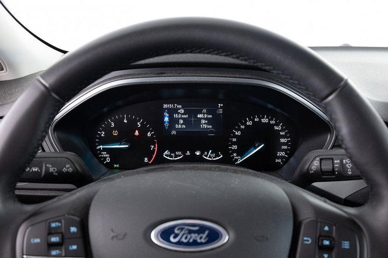 Vehicle Image 16