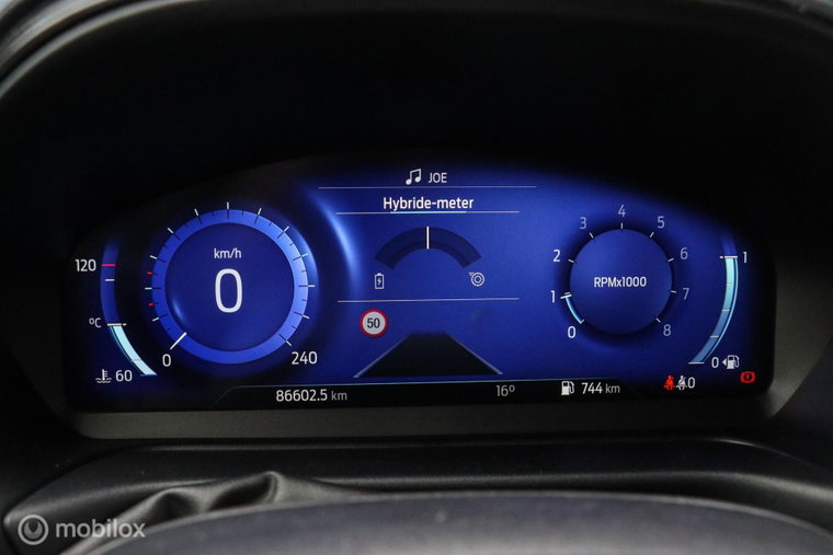 Vehicle Image 22