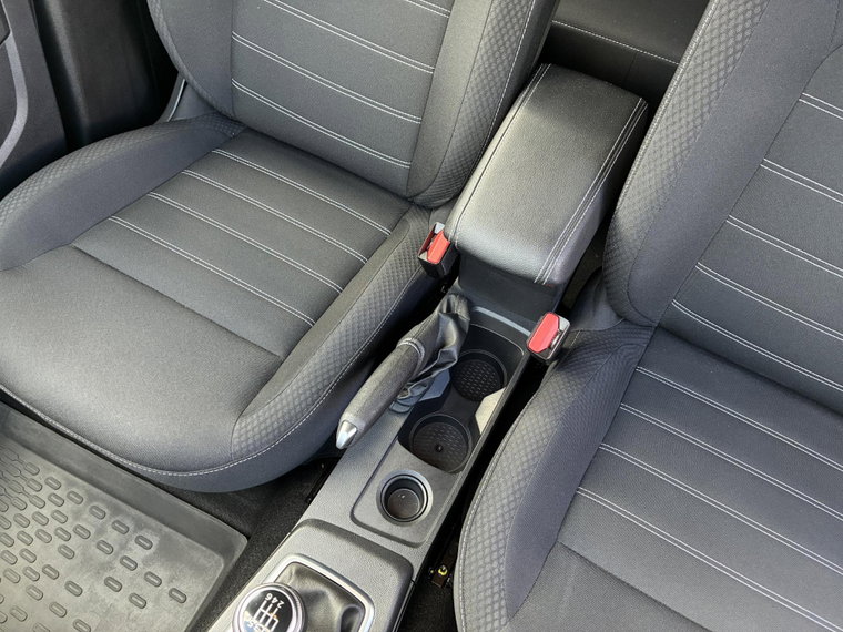 Vehicle Image 27