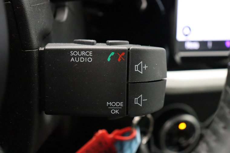 Vehicle Image 27