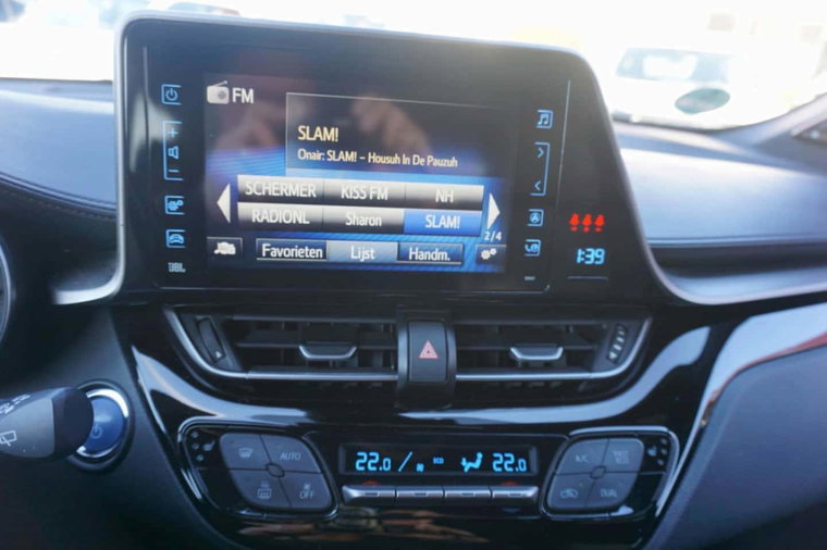 Vehicle Image 21