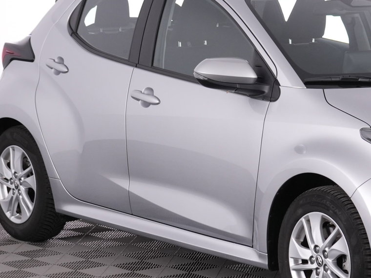 Vehicle Image 30